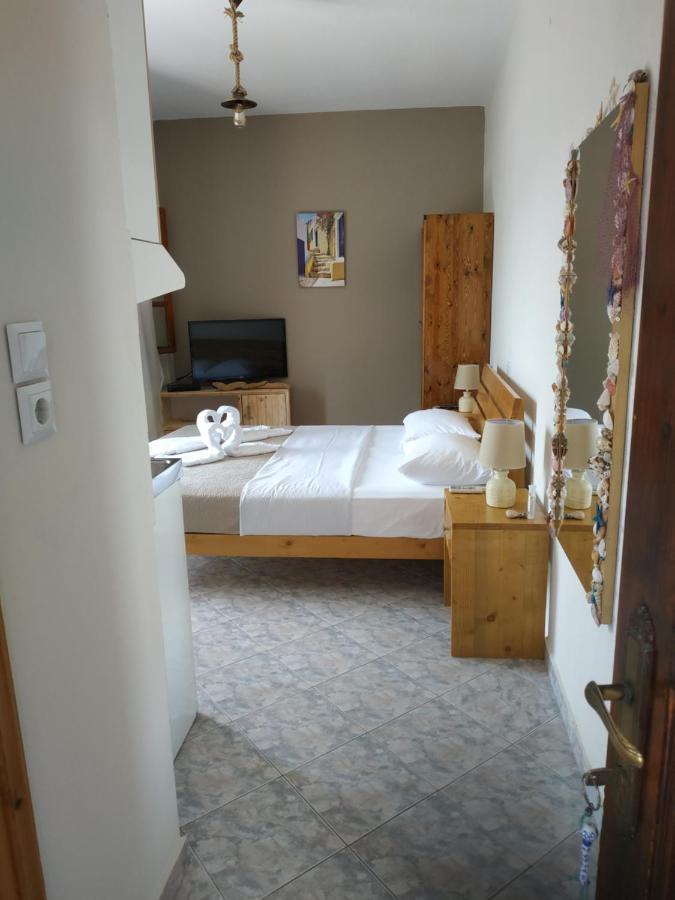 House Margarita Apartment Theologos  Bagian luar foto