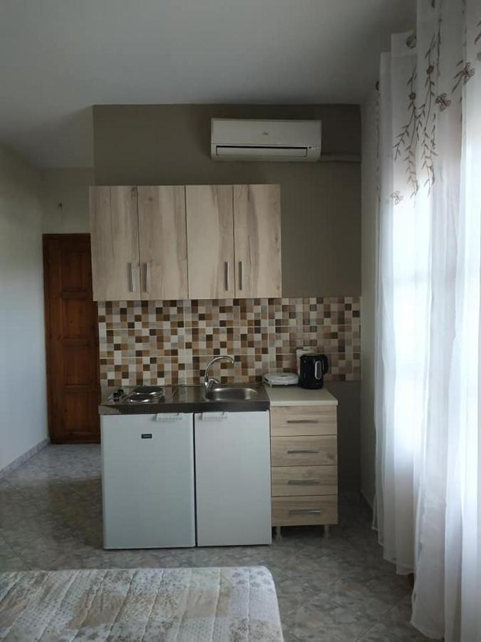 House Margarita Apartment Theologos  Bagian luar foto